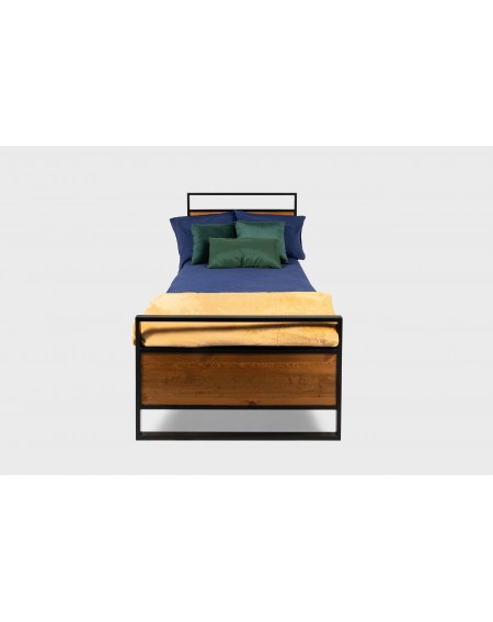 Łóżko loftowe 90 x 200cm - drewno, metalowa rama i nogi L20 - 26 Łóżka loftowe i industrialne Zapraszamy do odkrycia łóżka 